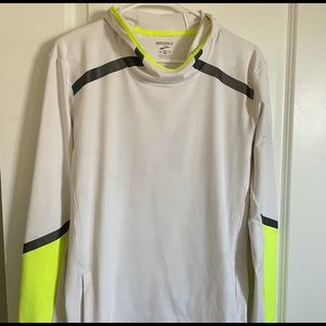 Brooks men’s Carbonite reflective hoodie